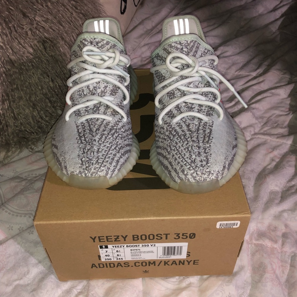 Yeezy boost 350 v2 “blue tint”